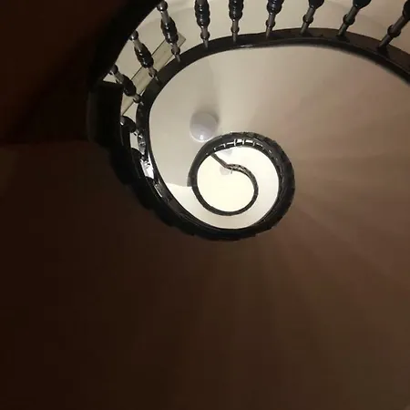 Apartament Cwirleja شقة يلينيا غورا